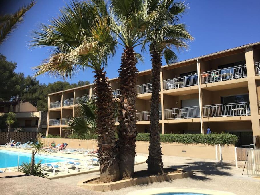 Les Appartements De La Marina Sanary-sur-Mer Exterior photo