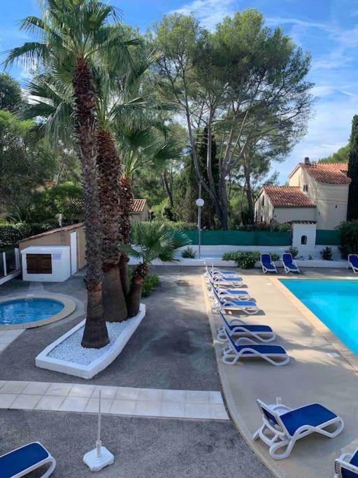 Les Appartements De La Marina Sanary-sur-Mer Exterior photo