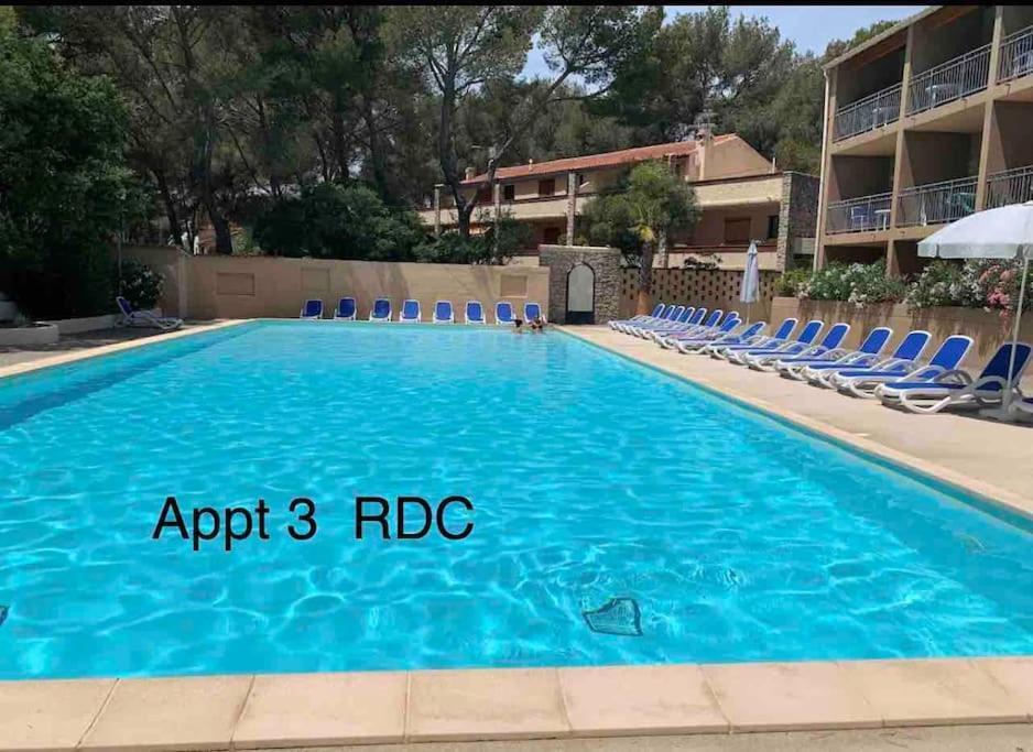 Les Appartements De La Marina Sanary-sur-Mer Exterior photo